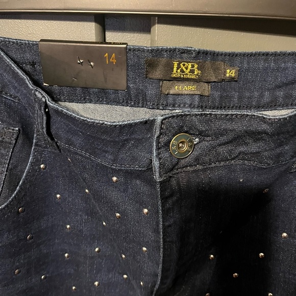NWT L&B Lucky and Blessed Flare Silver Studded Women’s Size 14 Jeans - Picture 2 of 10